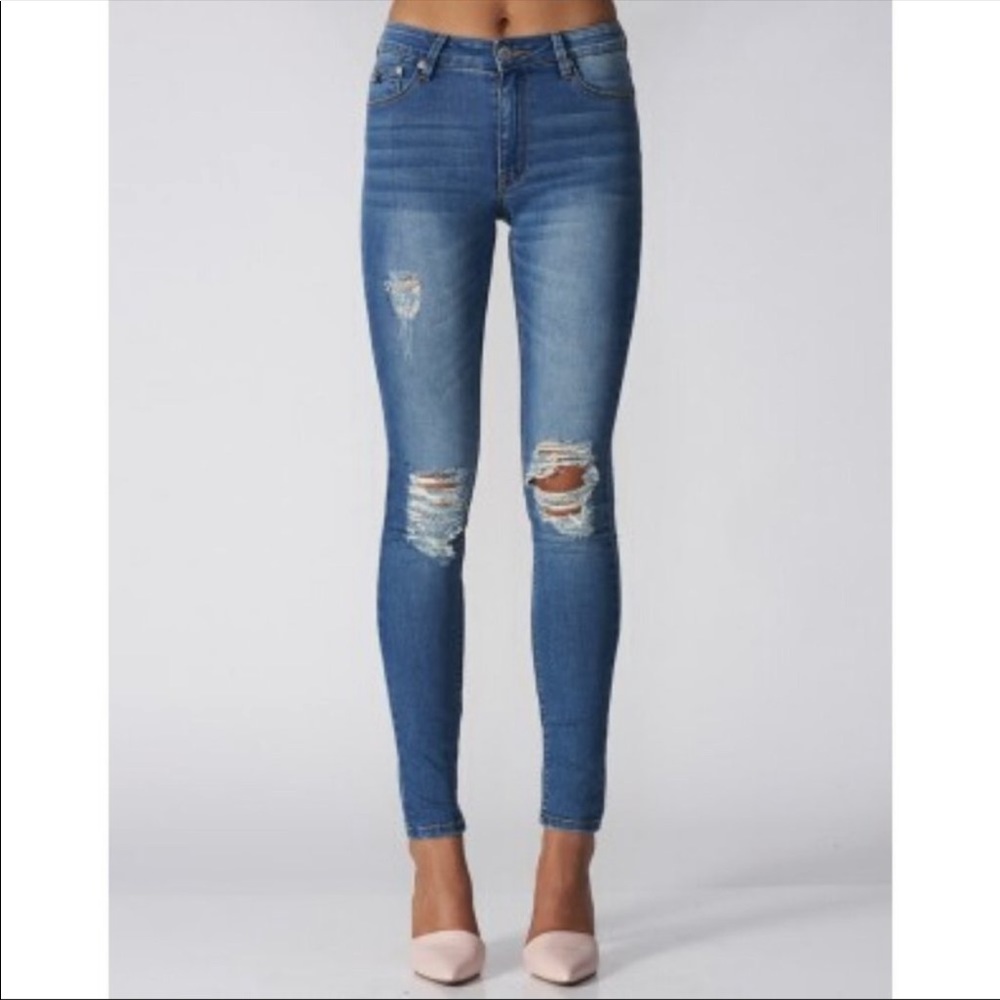 RES distressed skinny jeans